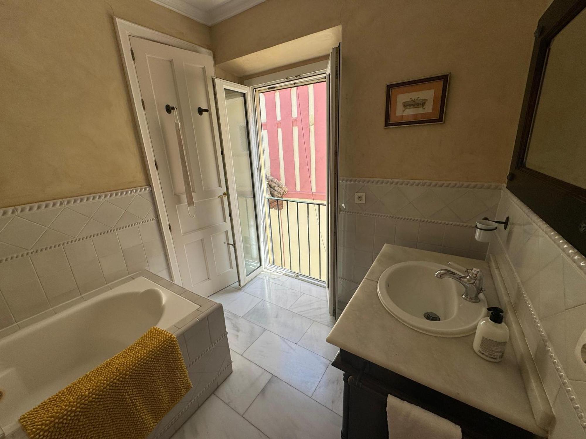 Wonderful Duplex In Calle Betis Sevilha Exterior foto